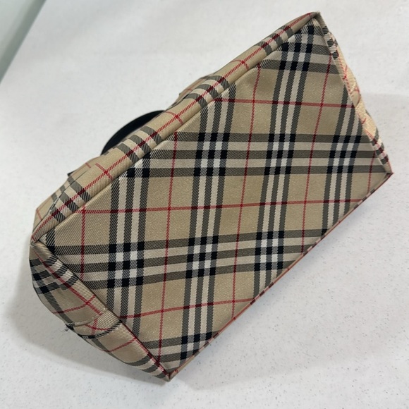 Burberry Beige and Black Novacheck Tote - Picture 5 of 16